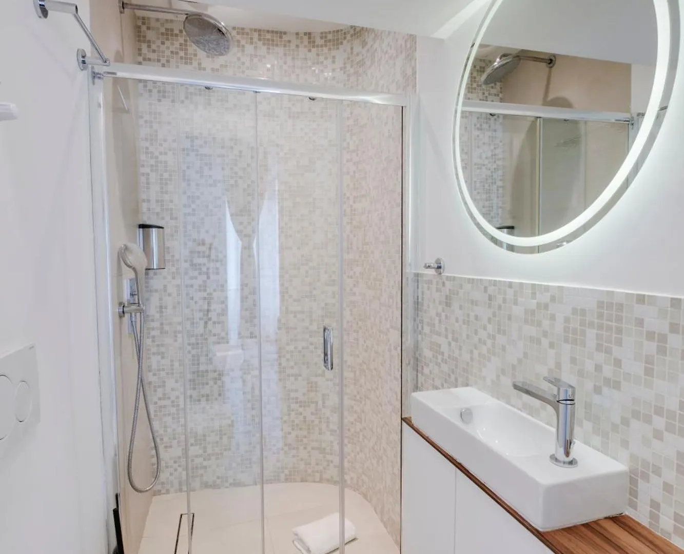 Stunning 1Br, 2Bath Apartment In The Heart Of Rome 6C